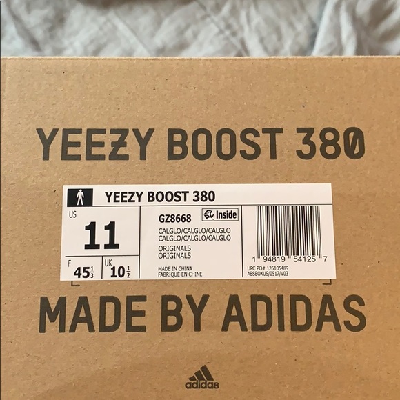 Yeezy Boost 380 - Picture 2 of 7